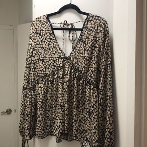 Long sleeve flower blouse